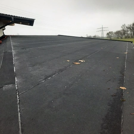 Schwarzdeckung – Flachdach Kufstein